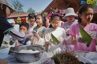 吃到饱！祖巴茨出战23分钟7投6中得到15分8板2帽